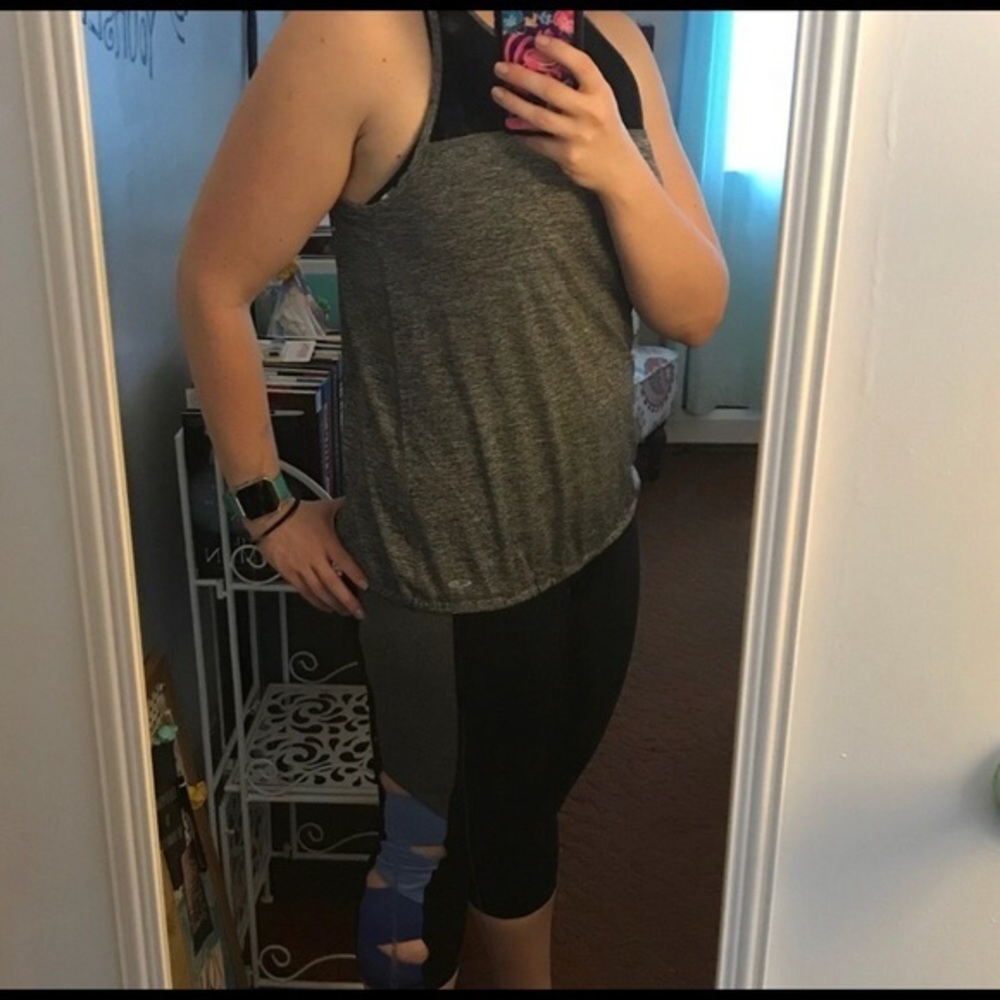 Workout‎ Tops Bundle - Picture 3 of 4